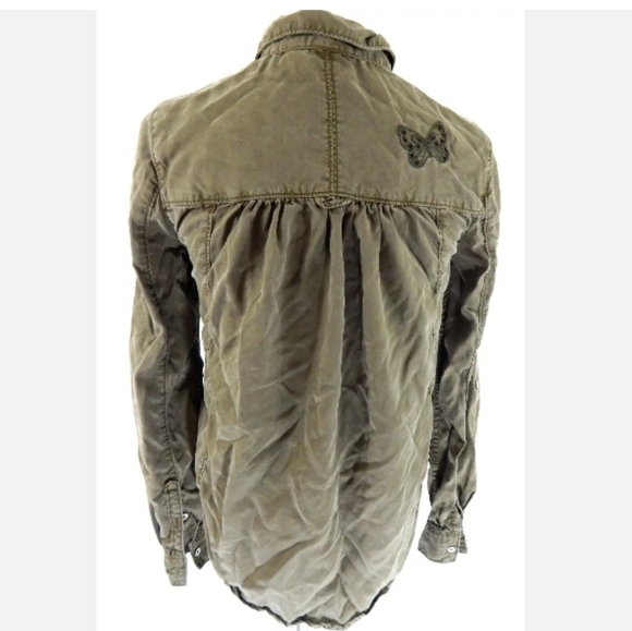 Holding Horses Anthropologie Butterfly Button Down - Picture 3 of 4